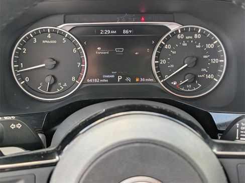 Used 2022 Nissan Pathfinder SV image 22