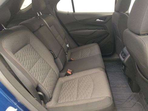 Used 2021 Chevrolet Equinox LT FWD image 19