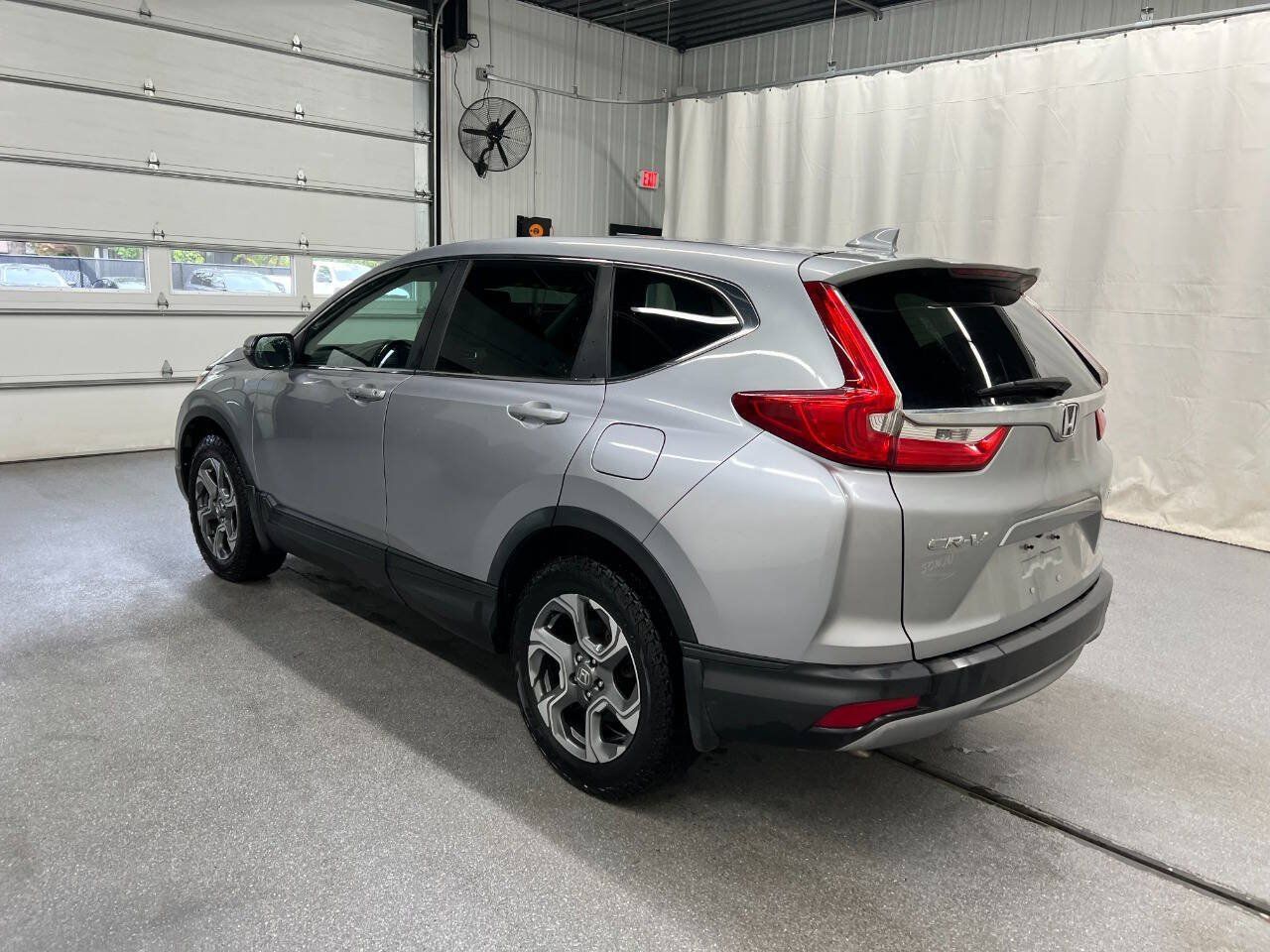 Used 2017 Honda CR-V EX-L image 6