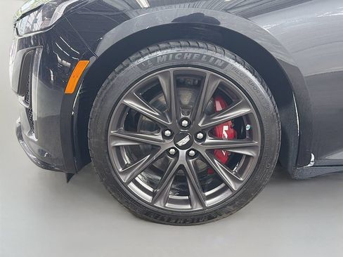 Used 2020 Cadillac CT5 V w/ Driver Awareness Plus Package AWD/4WD image 32