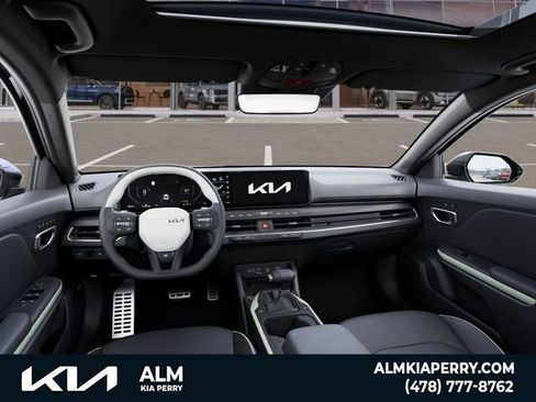 New 2025 Kia K4 GT-Line Turbo FWD image 14