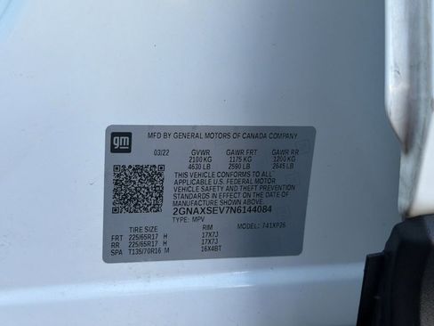 Used 2022 Chevrolet Equinox LS w/ LPO, Floor Liner Package AWD/4WD image 27