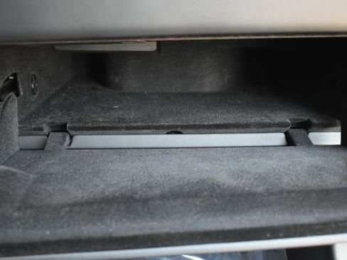 Used 2014 Tesla Model S 85 RWD image 42