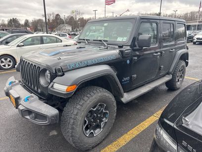 Used 2022 Jeep Wrangler Unlimited Rubicon w/ Cold Weather Group