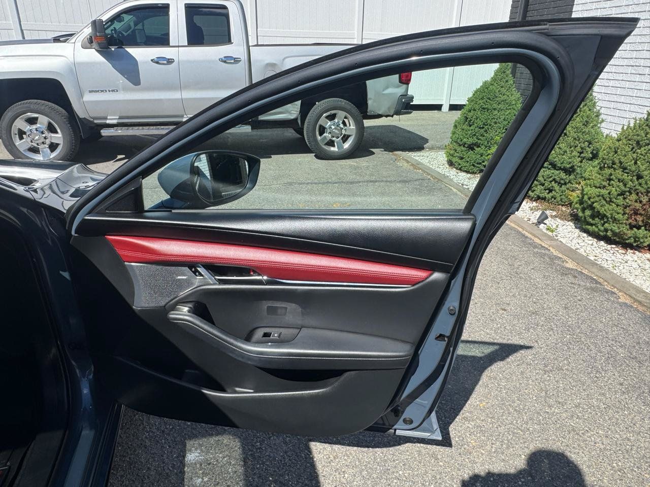 Used 2021 MAZDA MAZDA3 s AWD/4WD image 25
