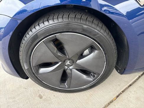 Used 2018 Tesla Model 3 Long Range AWD/4WD image 9