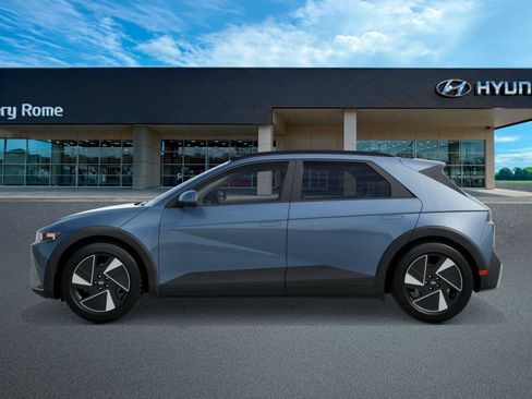 New 2027 Hyundai Ioniq 5 SEL RWD image 3