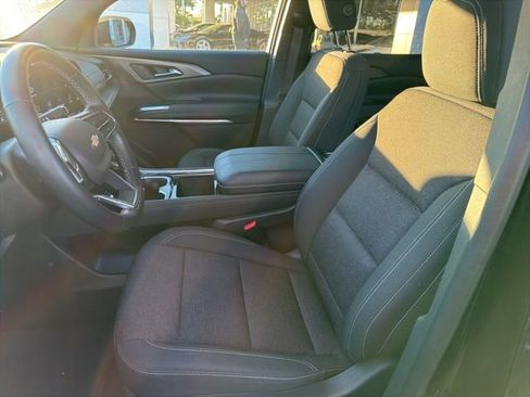 Used 2024 Chevrolet Traverse RS w/ LPO, Floor Liner Package image 6