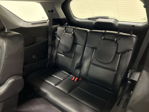 Used 2021 Ford Explorer XLT w/ Equipment Group 202A image 28