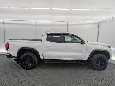 Used 2024 GMC Canyon AT4 w/ AT4 Premium Package AWD/4WD image 7