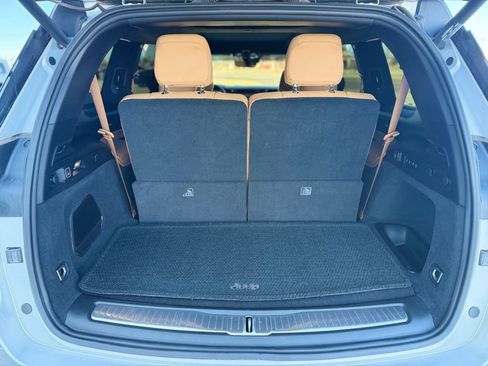 Used 2023 Jeep Grand Cherokee L Summit image 9