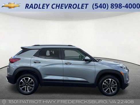 Certified 2025 Chevrolet TrailBlazer LT AWD/4WD image 19
