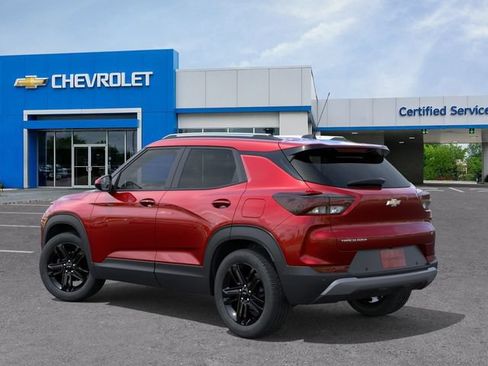 New 2026 Chevrolet TrailBlazer LT w/ Convenience Package FWD image 3