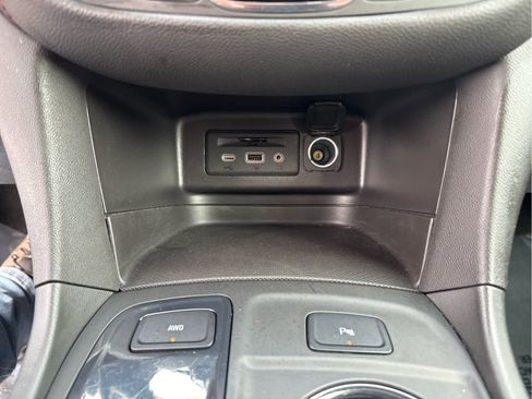 Used 2024 Chevrolet Equinox RS w/ RS Leather Package image 18