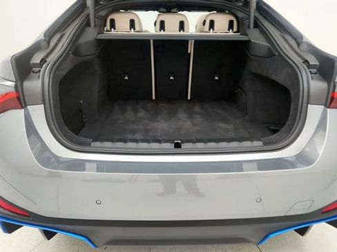 Used 2023 BMW i4 eDrive35 RWD image 29