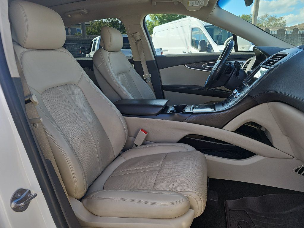Used 2020 Lincoln Nautilus Reserve w/ Equipment Group 202A AWD/4WD image 10