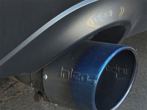 Used 2017 Nissan 370Z Touring image 18