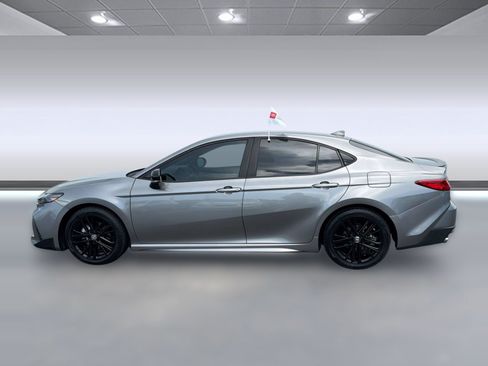 Certified 2025 Toyota Camry SE w/ Convenience Package FWD image 2
