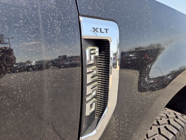 Used 2020 Ford F250 XLT w/ FX4 Off-Road Package AWD/4WD image 15