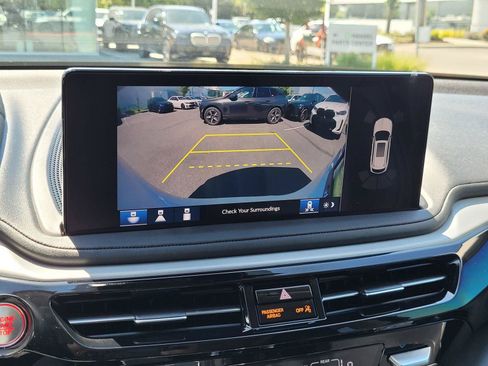 Used 2025 Acura MDX SH-AWD w/ Technology Package image 15