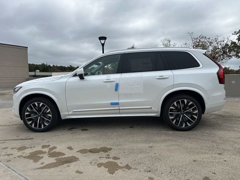 New 2026 Volvo XC90 B6 Plus w/ Protection Package Premier image 4