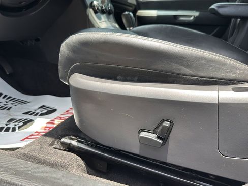 Used 2009 Chrysler Sebring Touring w/ Electronics Convenience Group FWD image 8