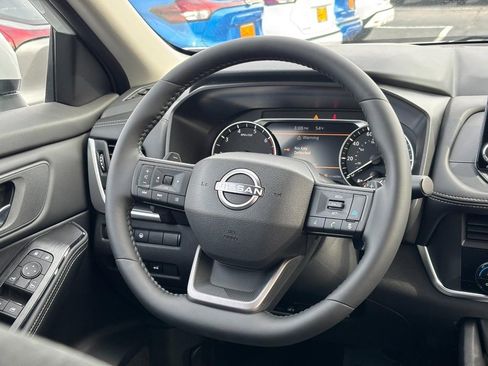 New 2026 Nissan Rogue SV image 7