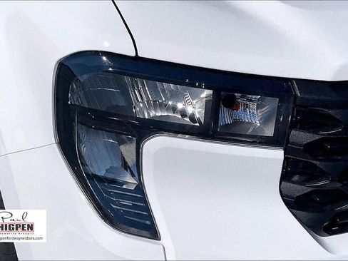 New 2026 Ford Maverick XL image 15