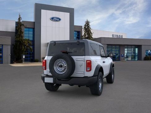 New 2026 Ford Bronco 2-Door AWD/4WD image 8