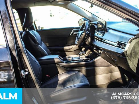 Used 2025 Mitsubishi Outlander SE image 22