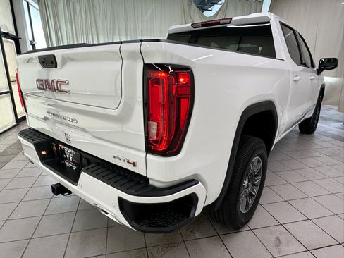Certified 2025 GMC Sierra 1500 AT4 AWD/4WD image 5