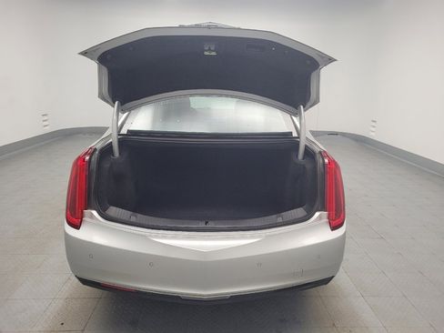 Used 2015 Cadillac XTS image 29