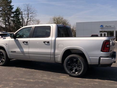 New 2026 RAM 1500 4x4 Crew Cab image 5