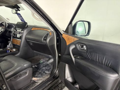 Used 2021 Nissan Armada SL w/ Captain's Chairs Package AWD/4WD image 39