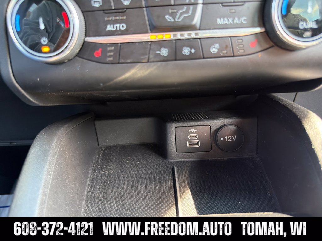 Used 2025 Ford Escape ST-Line Select AWD/4WD image 20