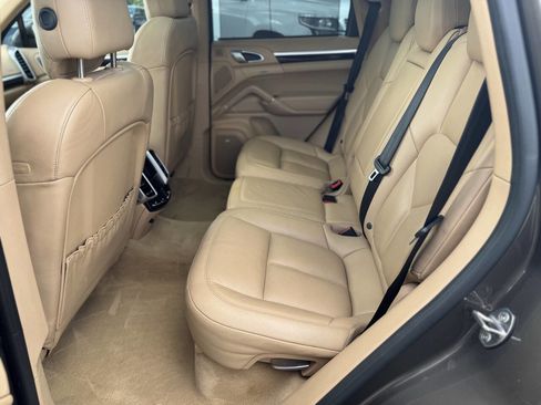 Used 2016 Porsche Cayenne S w/ Premium Plus Package image 20