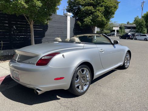 Used 2007 Lexus SC 430 Convertible image 7
