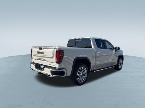 New 2026 GMC Sierra 1500 Denali w/ Denali Reserve Package AWD/4WD image 9