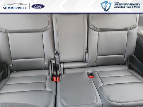 New 2026 Ford Expedition Active RWD image 14