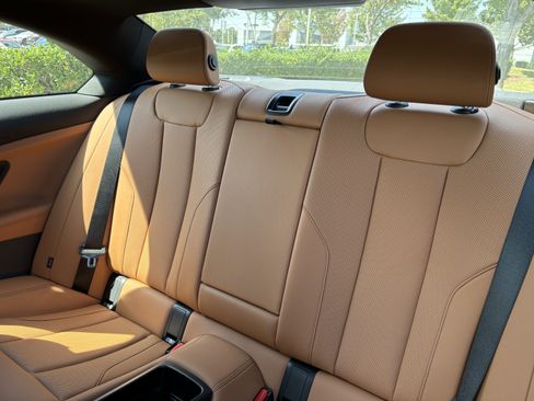 Used 2025 BMW 230i Coupe w/ Premium Package image 34