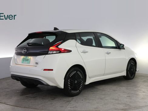 Used 2024 Nissan Leaf SV Plus FWD image 3