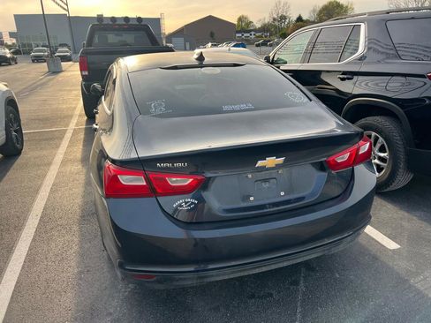 Used 2017 Chevrolet Malibu LS image 3