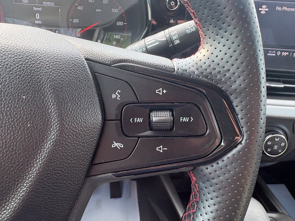 Used 2024 Chevrolet Trax RS w/ Driver Confidence Package FWD image 18