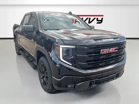 Used 2025 GMC Sierra 1500 Elevation AWD/4WD image 1