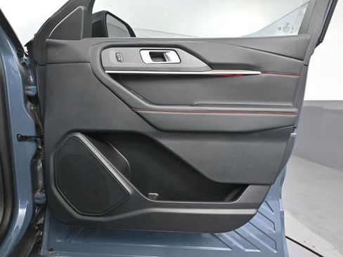 Used 2025 Ford Explorer ST AWD/4WD image 50