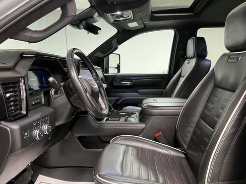 Used 2024 GMC Sierra 2500 AT4X image 22