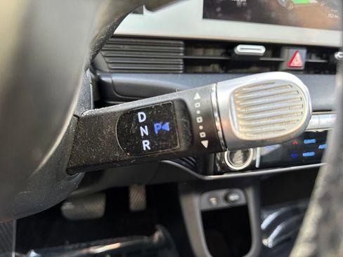 Used 2022 Hyundai Ioniq 5 Limited image 35