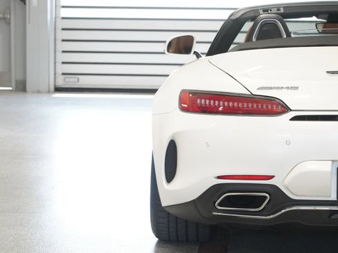Certified 2018 Mercedes-Benz AMG GT C image 12