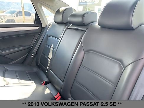 Used 2013 Volkswagen Passat 2.5 SE FWD image 18