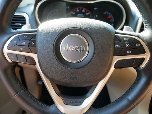 Used 2014 Jeep Grand Cherokee Limited w/ Trailer Tow Group IV AWD/4WD image 25